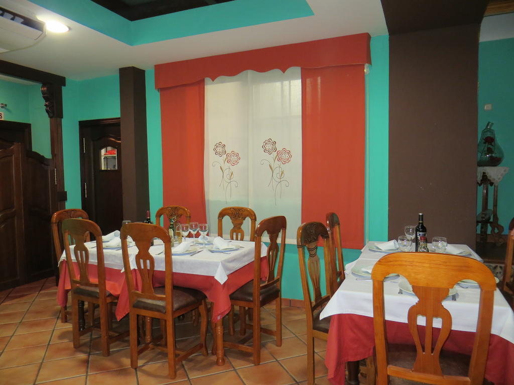 Hostal Restaurante Reina El Tejar 외부 사진