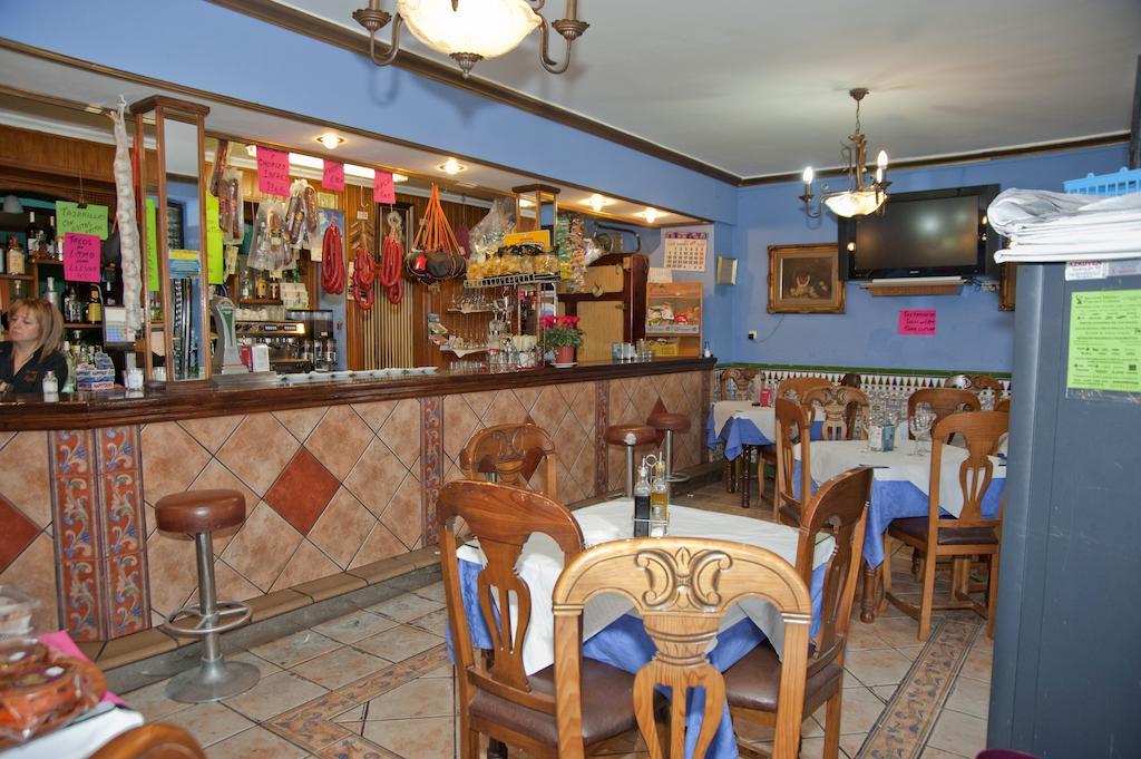 Hostal Restaurante Reina El Tejar 외부 사진
